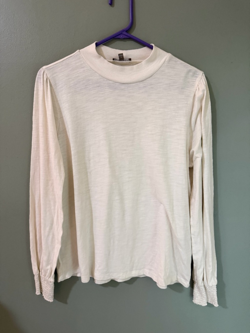LILLA P Raglan Mock Neck Shirt smocked cuffs bone color size large - Picture 2 of 5